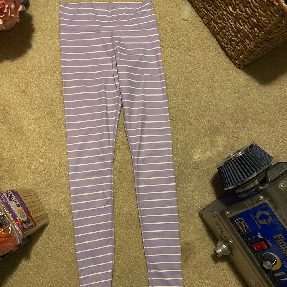 Kiava leggings size small